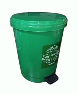 papelera-10-litros-apertura-de-pedal-reco-gabyventas-5-250x300 papelera 10 litros apertura de pedal reco gabyventas (5)